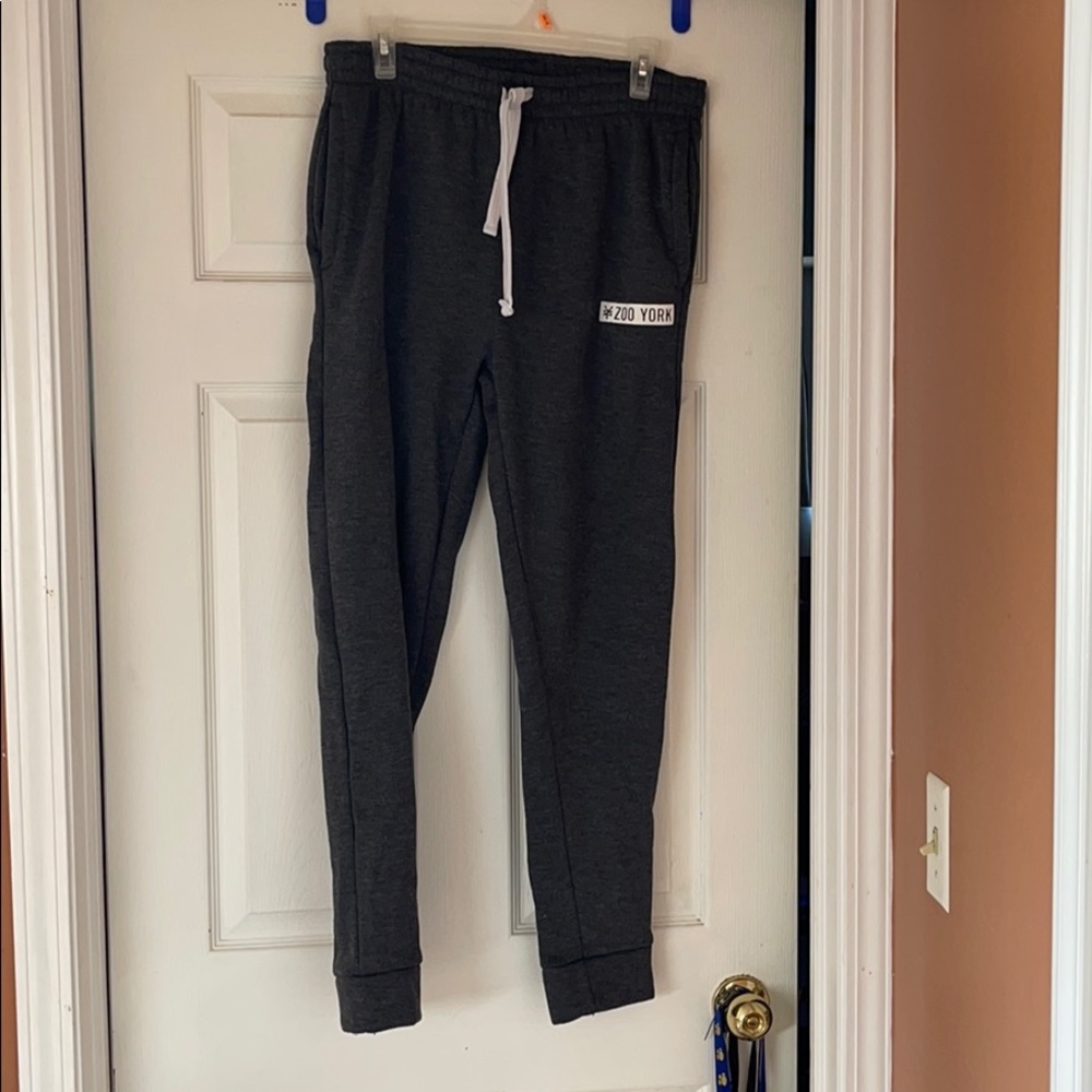 Zoo York sweatpants size Medium